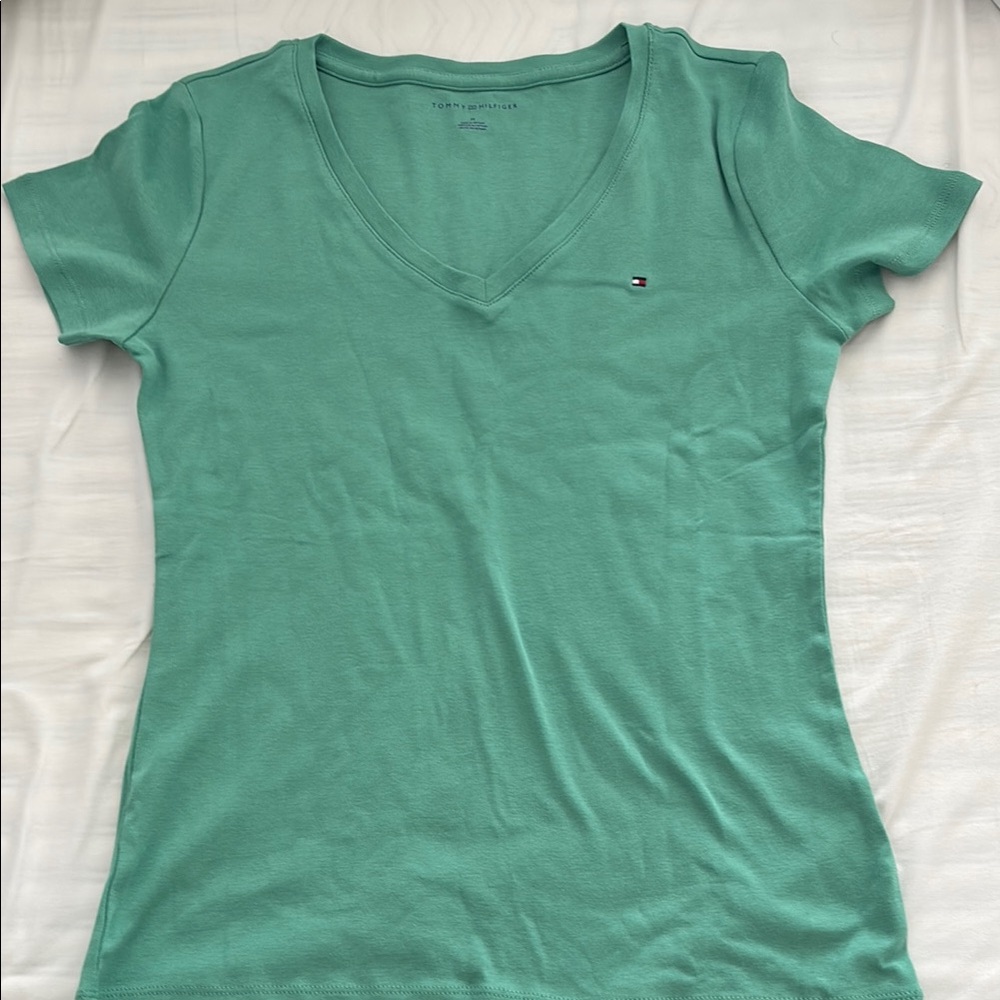 Tommy Hilfiger Women's Green V-Neck Top